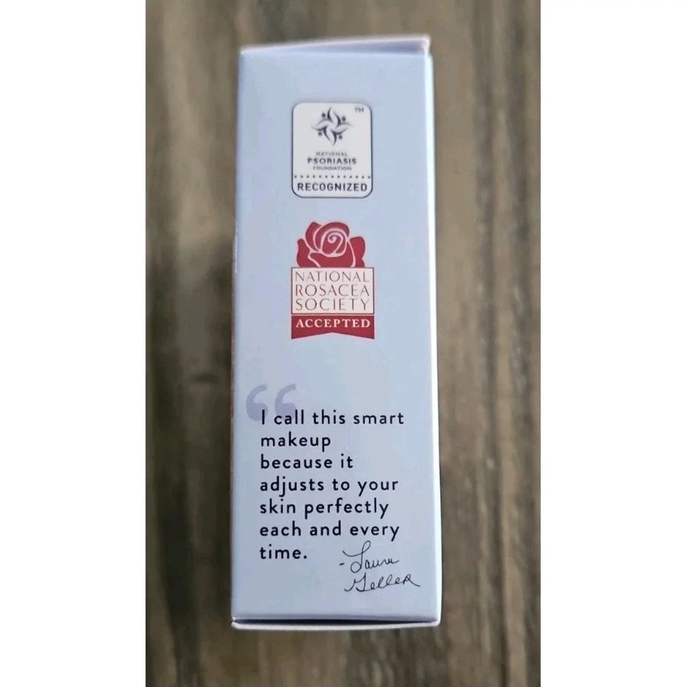 Laura Geller Baked Balance-n-Brighten Color Correcting Foundation Light - 0.32oz